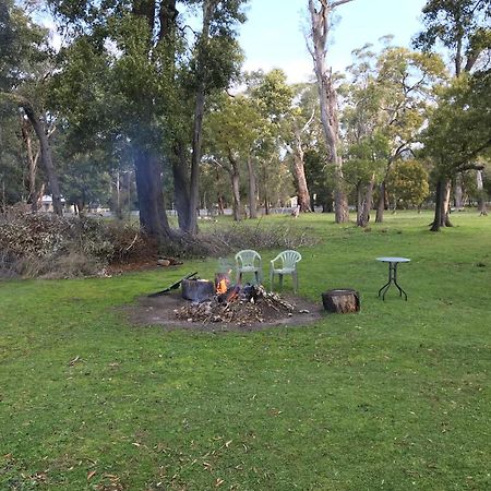 Tim'S Place Vandrerhjem Halls Gap Eksteriør bilde