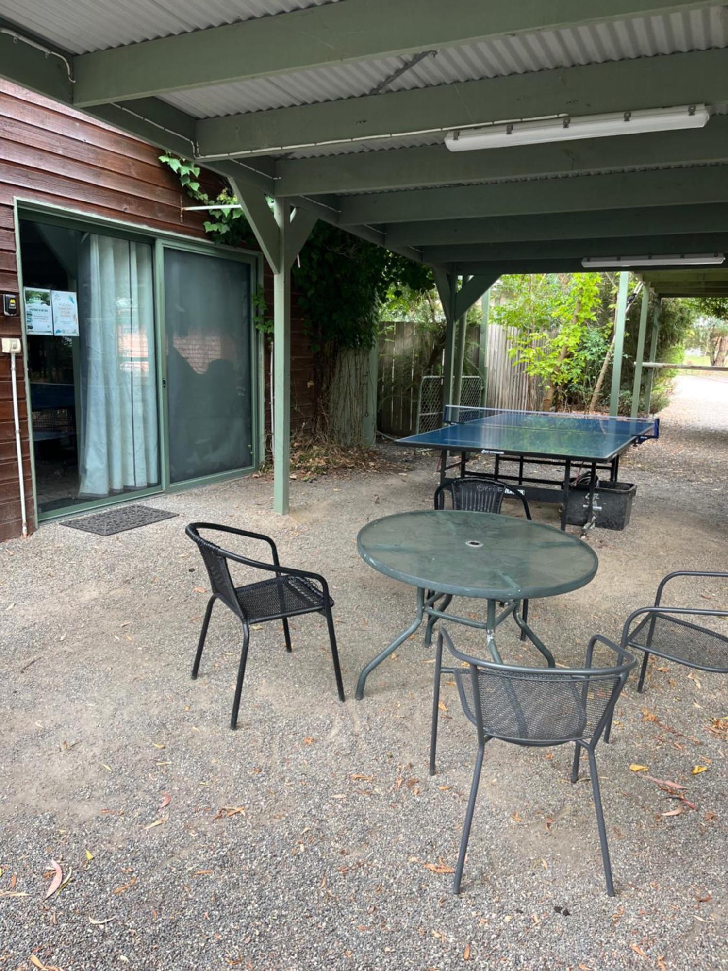 Tim'S Place Vandrerhjem Halls Gap Eksteriør bilde